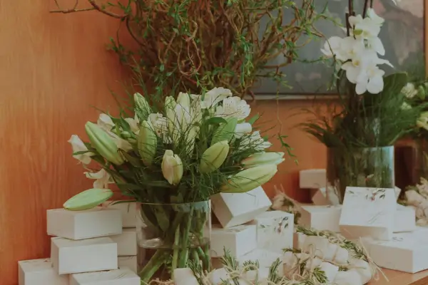 Decoração de Casamento com Papelão: Ideias Charmosas e Sustentáveis